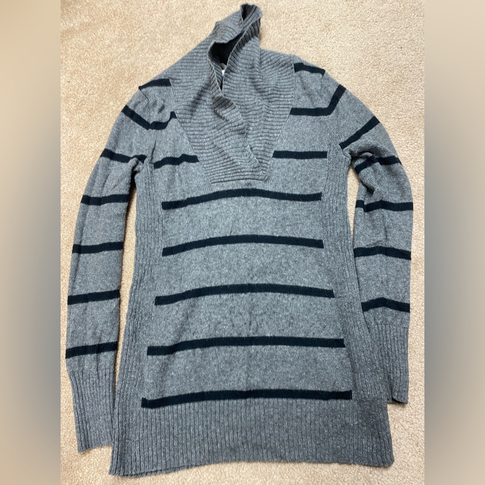 Maternity sweater